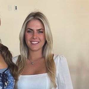 Meet your Posher, Jennifer